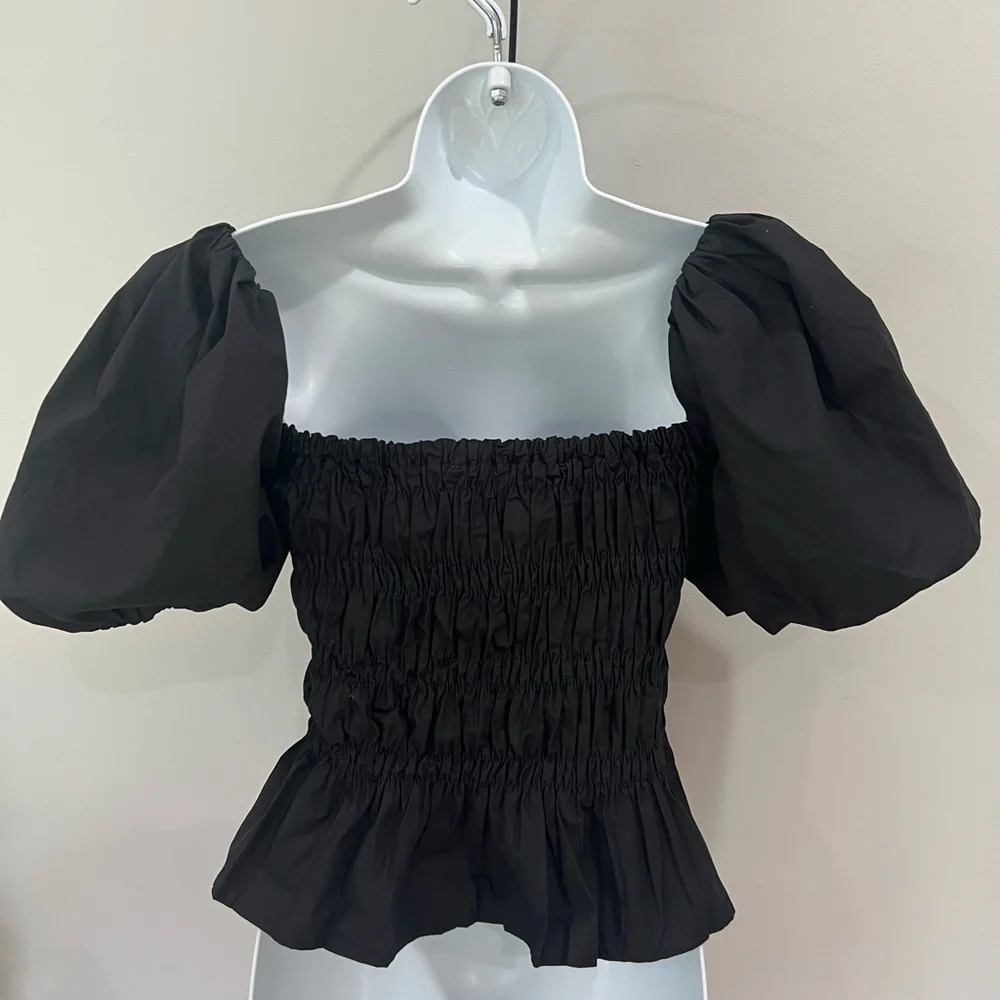 NWT ASTR The Label Savina Puff Bubble Sleeve Square Neck Smocked Peplum Top S